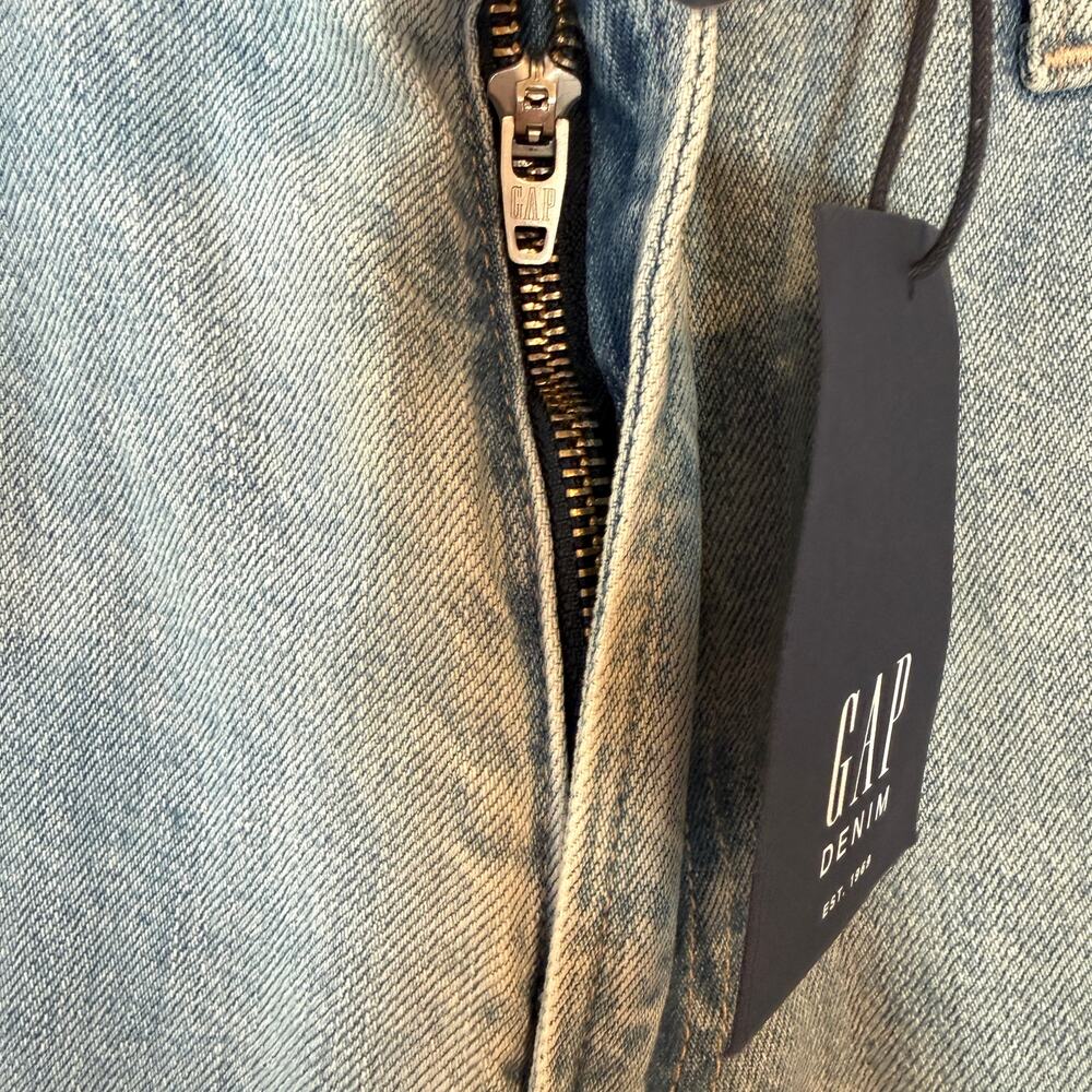 GAP 90s High Rise Mom Jeans In Light Wash Size 30 New - Picture 5 of 14